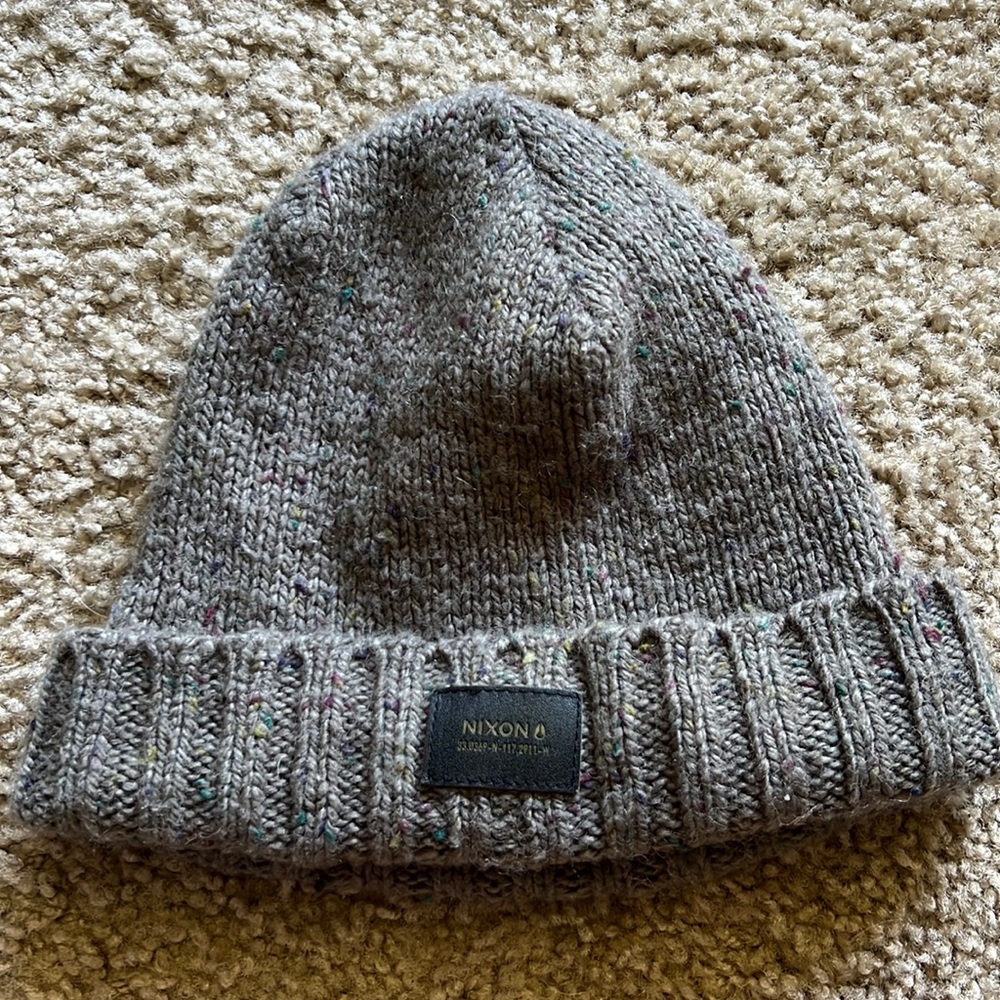 Nixon beanie